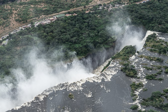 Victoria-Falls-L-27.jpg