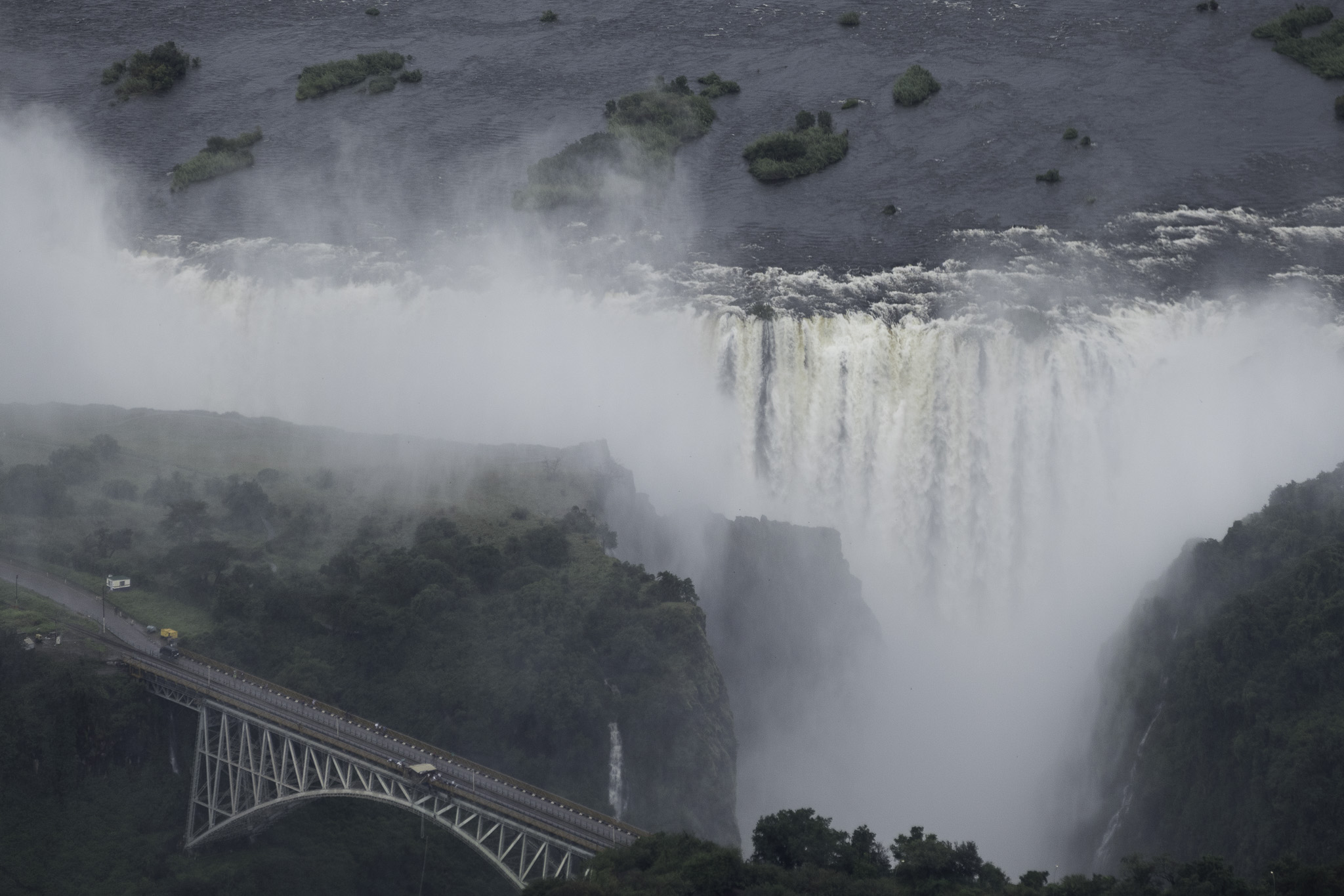 Victoria-Falls-L-17.jpg