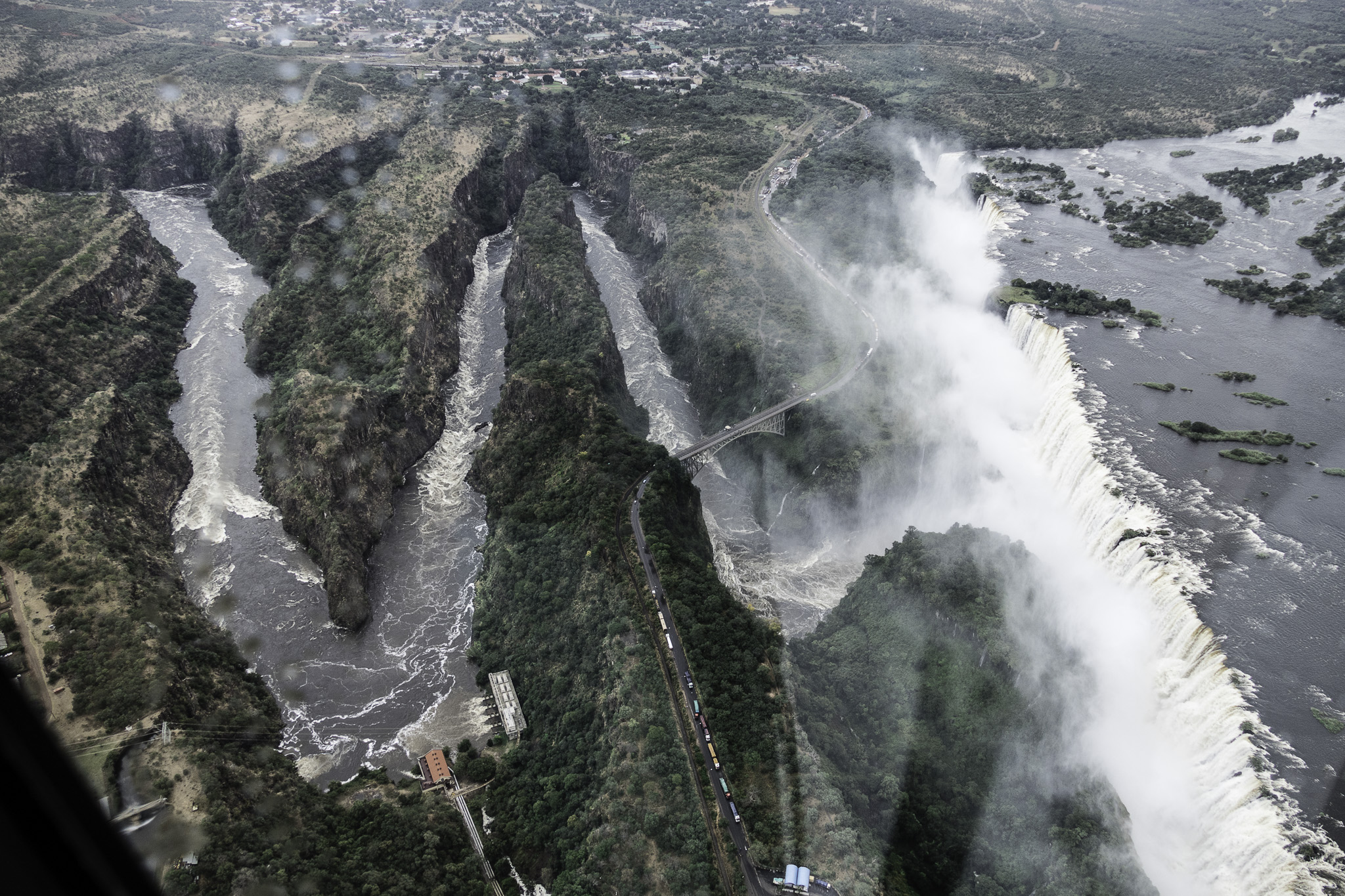 Victoria-Falls-L-23.jpg