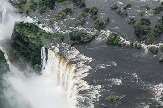 Victoria-Falls-L-35.jpg