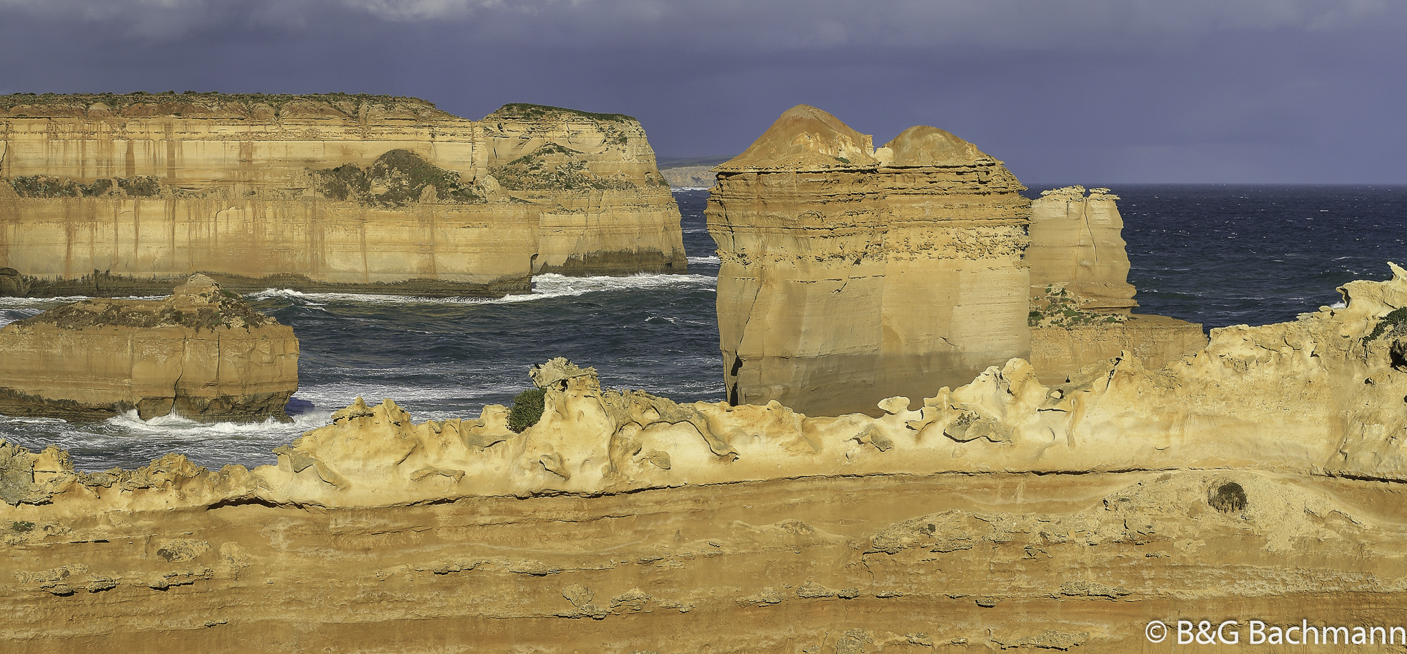 Panorama_12Apostles_v6.jpg