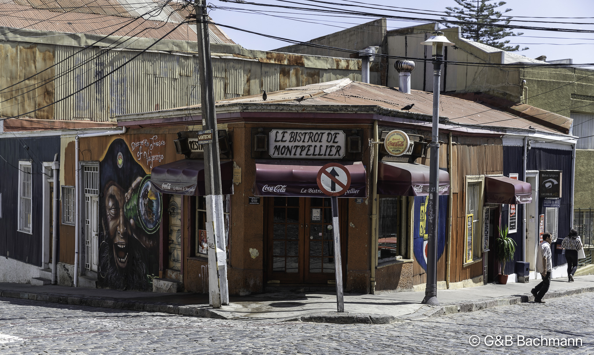 108A1109.jpg