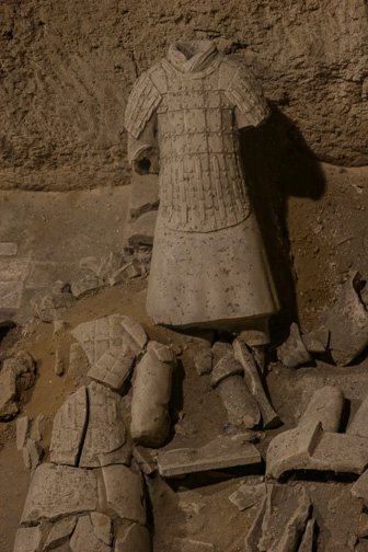 Terra_Cotta_Army_0095.jpg