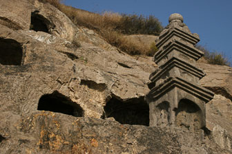 Grottes-de-Longmen_0007.jpg