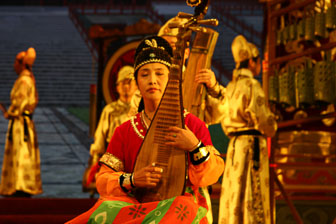 Danses-Tang_0001.jpg