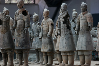 Terra_Cotta_Army_0052.jpg