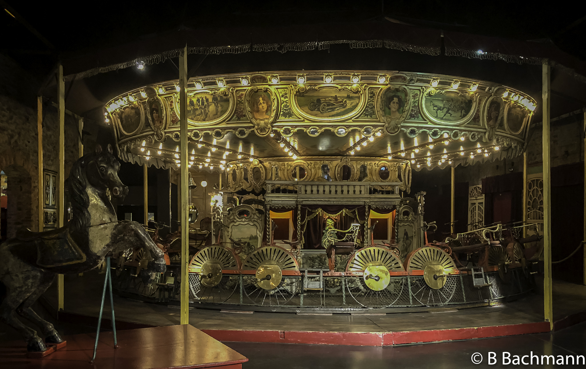 202103_Musee-des-Arts-Forains.jpg