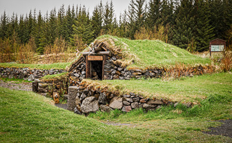 201506_Reykholt-1-Modifier.jpg