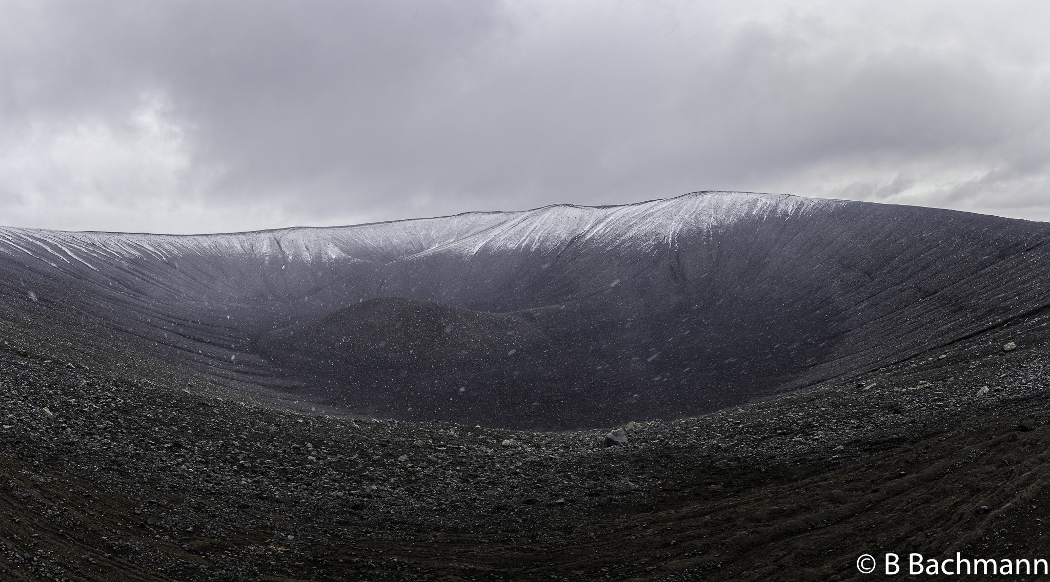 201506_Hverfjall-6-Pano-Modifier.jpg