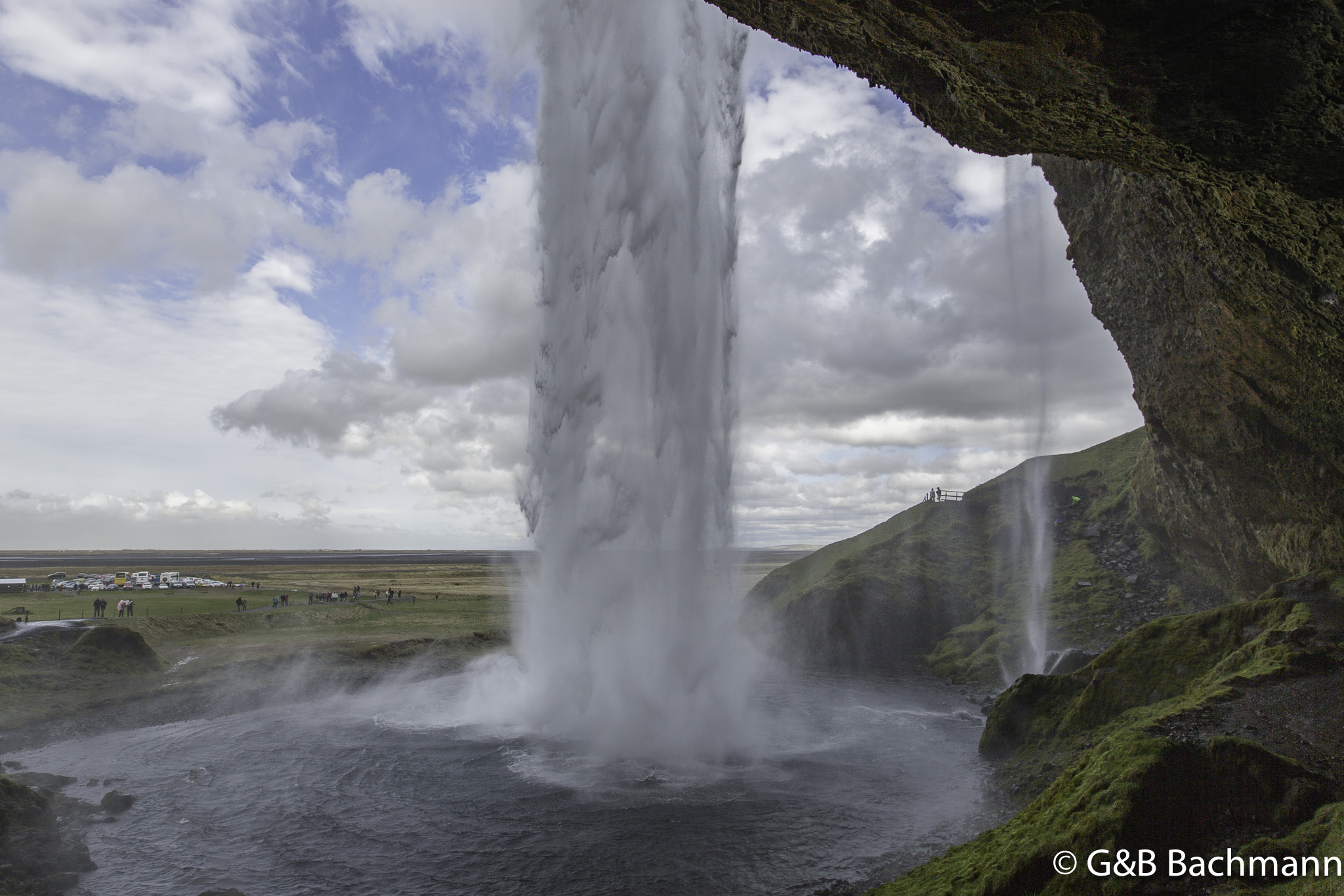 201505_Seljalandsfoss-36-HDR.jpg