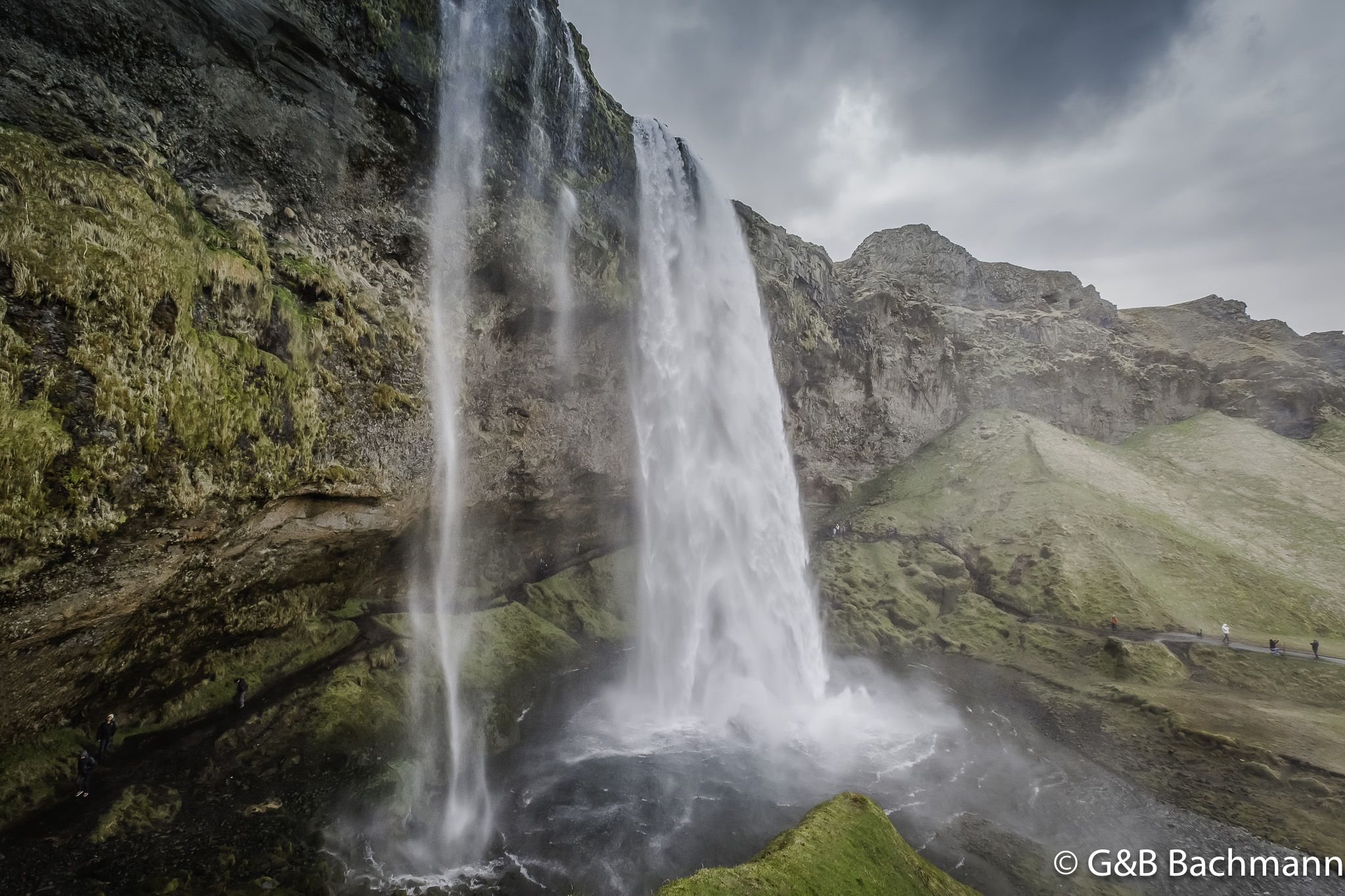 201505_Seljalandsfoss-38-Edit.jpg
