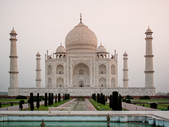 20100413_TajMahal-Agra_2589-Edit.jpg