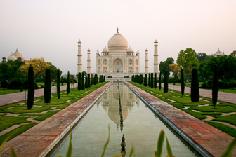 20100413_TajMahal-Agra_2614.jpg