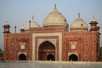 20100413_TajMahal-Agra_2650.jpg