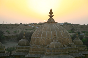 20100405_Cenotaphes_Bara-Bagh_0672.jpg