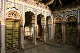 20100404_Mandawa_Shekhawati_Havelis_0105.jpg