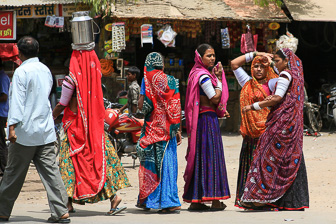 20100408_Market_Noria_Bats_1553.jpg