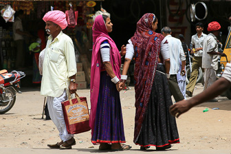 20100408_Market_Noria_Bats_1556.jpg