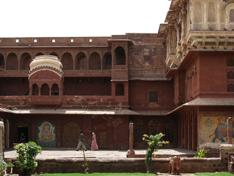 20100405_Pokoran_0479-Edit.jpg