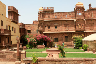 20100405_Pokoran_0497-Edit.jpg