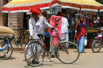 20100408_Market_Noria_Bats_1523.jpg
