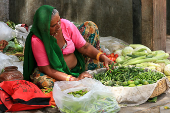 20100408_Market_Noria_Bats_1552.jpg
