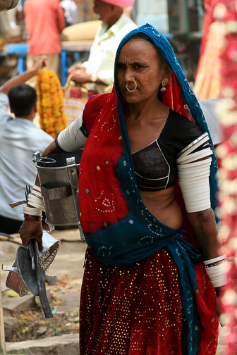 20100408_Market_Noria_Bats_1566_v1.jpg