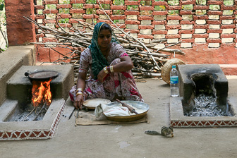 20100408_Market_Noria_Bats_1587.jpg