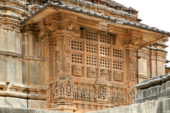 20100409_Udaipur_Pichola-Lake_Jojowar_1920-Edit.jpg