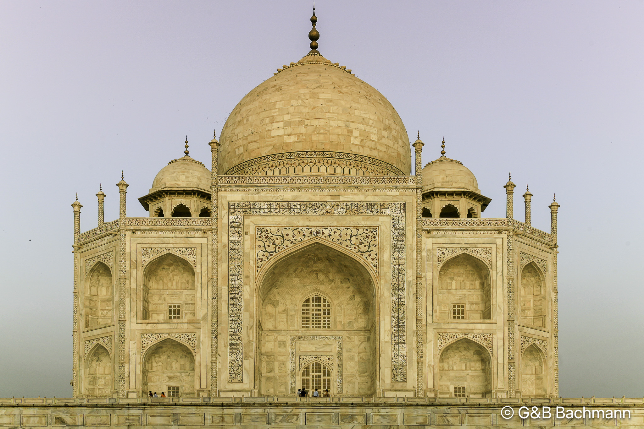 20100413_TajMahal-Agra_2640-Edit.jpg