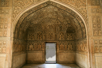 20100412_Red-Castle-Agra_2571.jpg