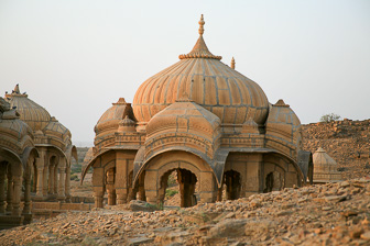 20100405_Cenotaphes_Bara-Bagh_0668.jpg