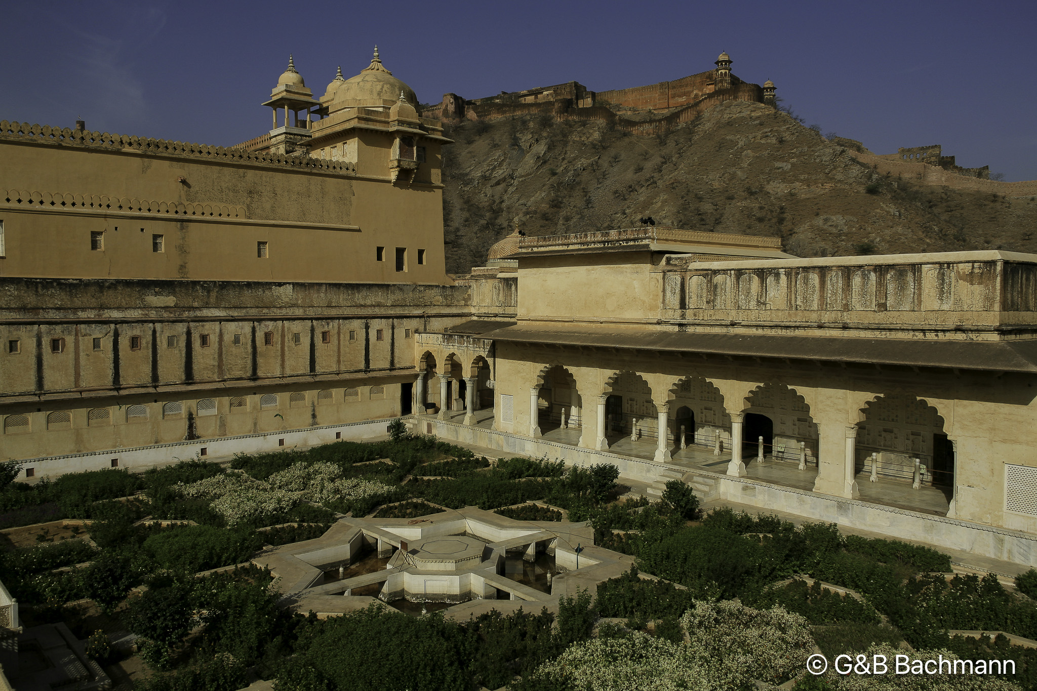 20100424_Jaipur_Fort-Amber_2361.jpg