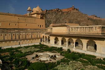 20100424_Jaipur_Fort-Amber_2361.jpg