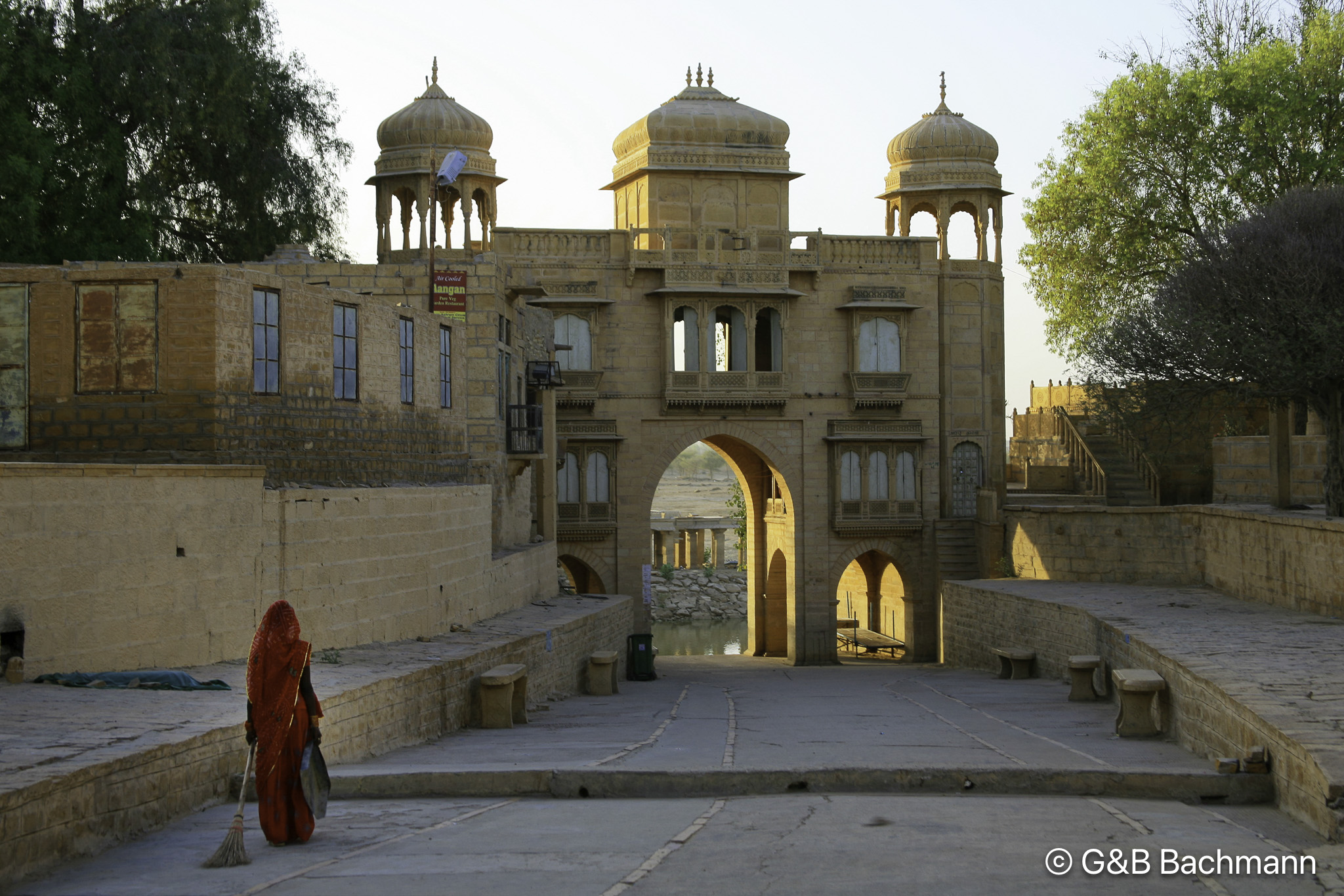 20100406_Jaisalmer_0696_DxO.jpg