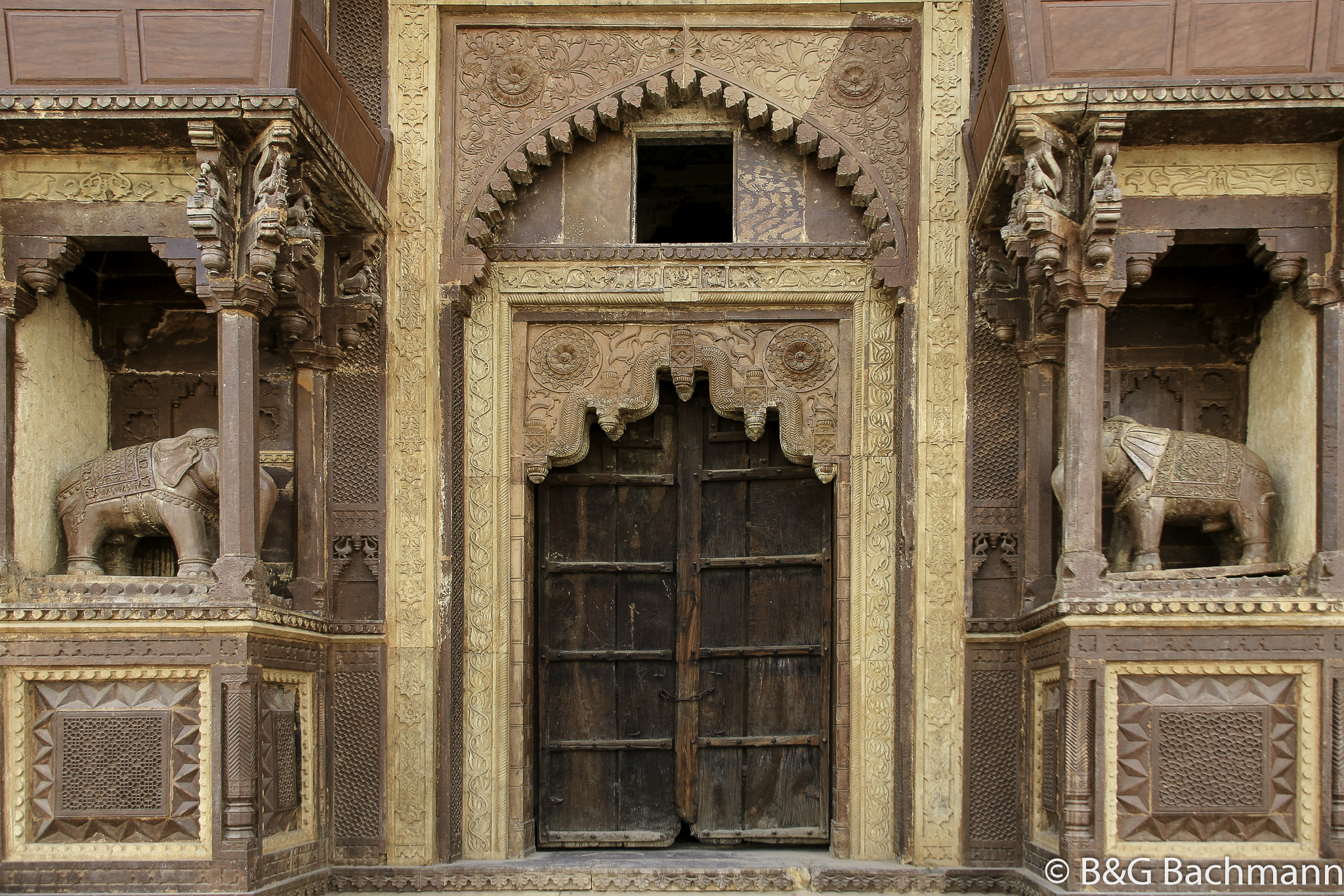 20100413_Orchha_Norias_2699-Edit.jpg