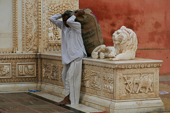 20100404_Campaign_Rat_Temple_0389.jpg