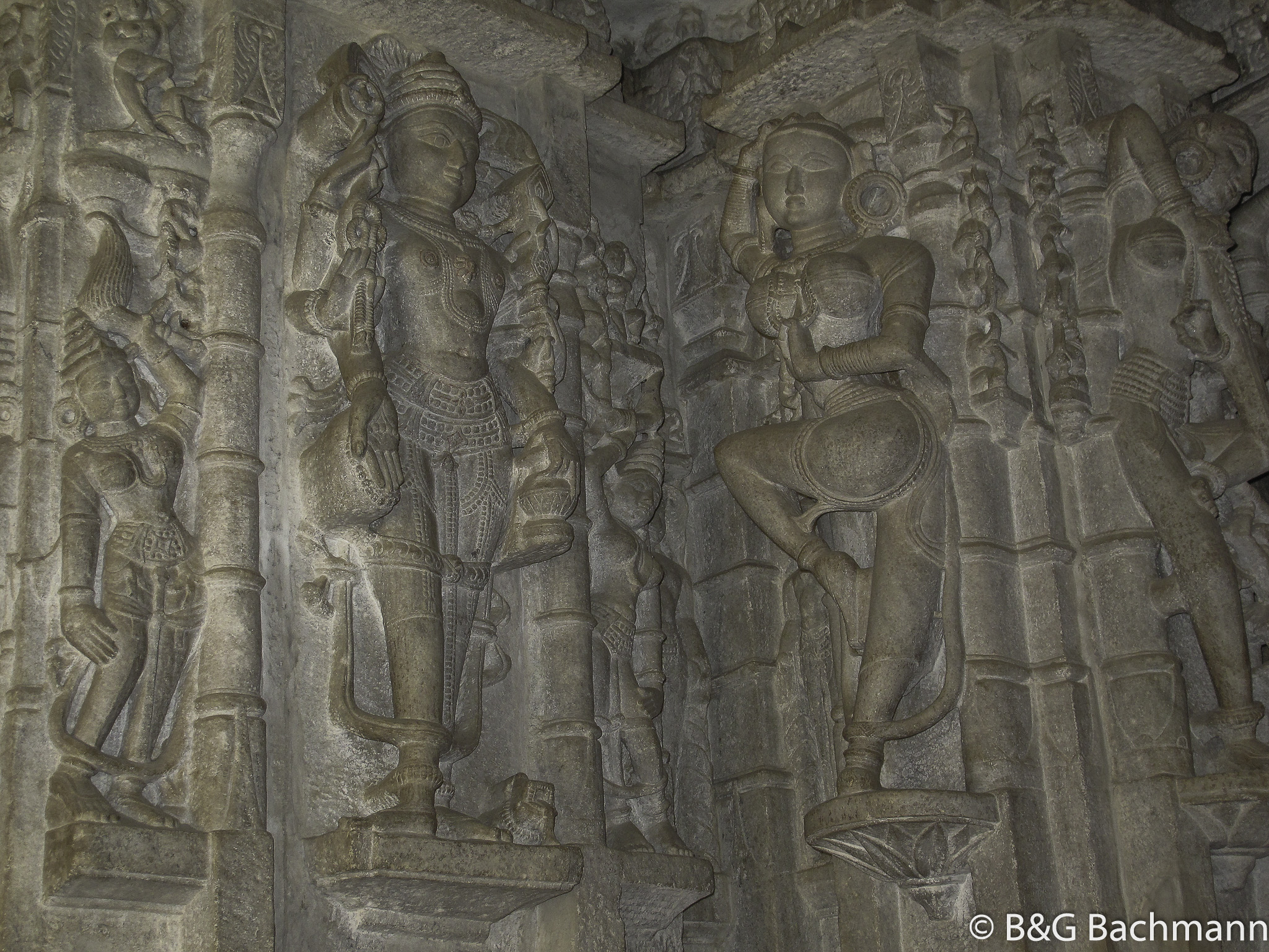 20100408_Ranakpur_Temples-Jain_1666.jpg