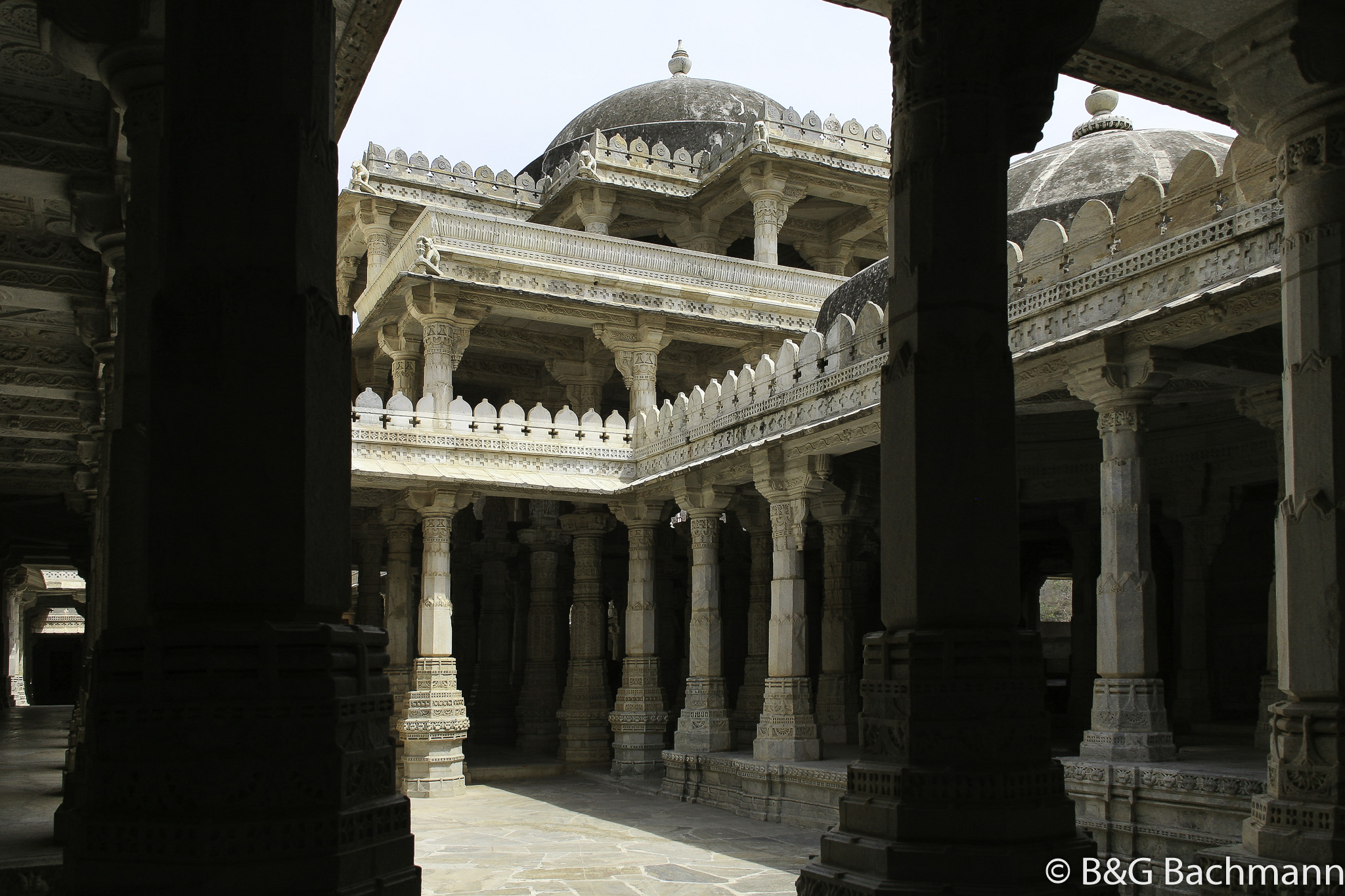 20100408_Ranakpur_Temples-Jain_1699-Edit.jpg