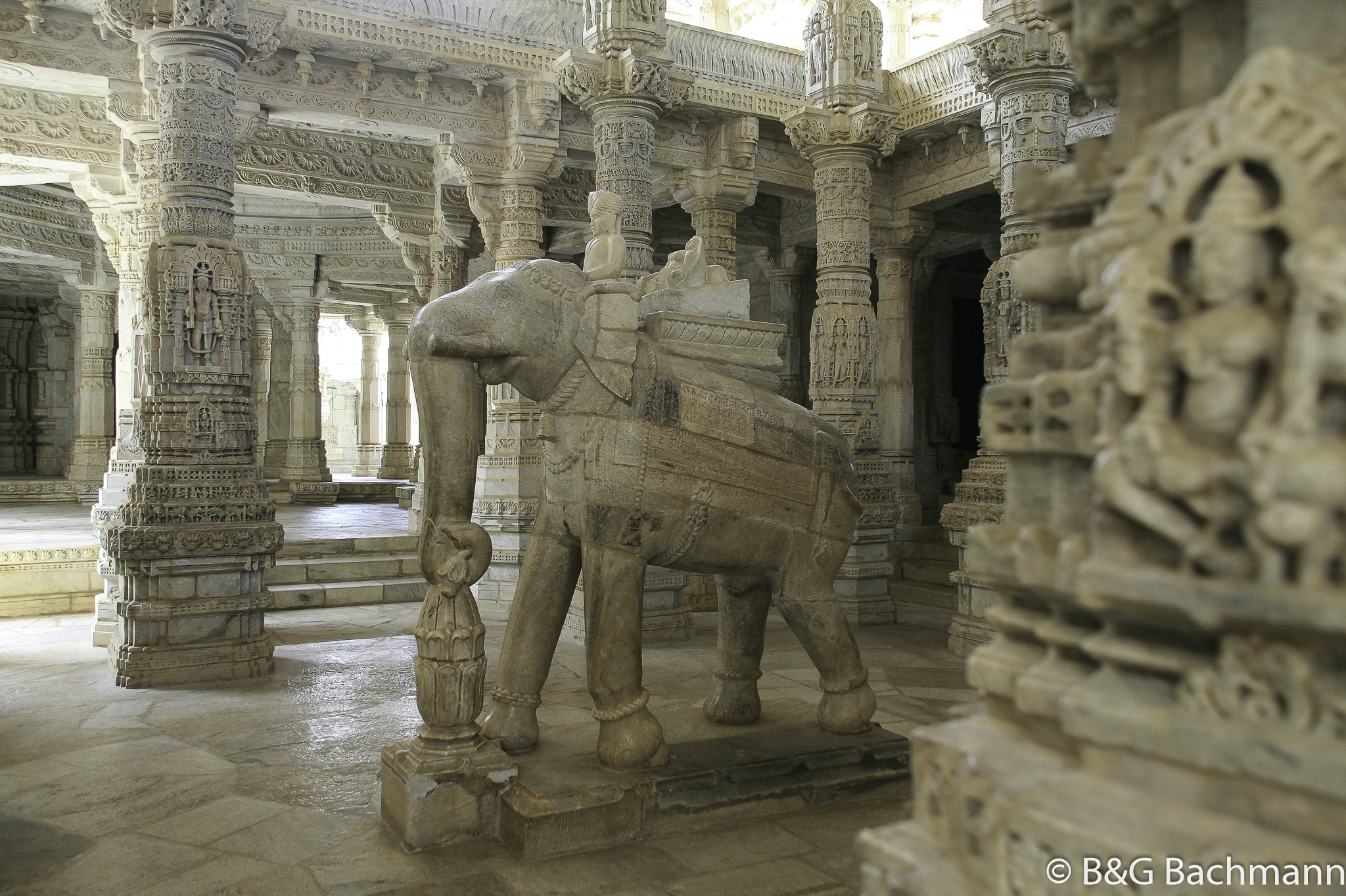 20100408_Ranakpur_Temples-Jain_1721.jpg