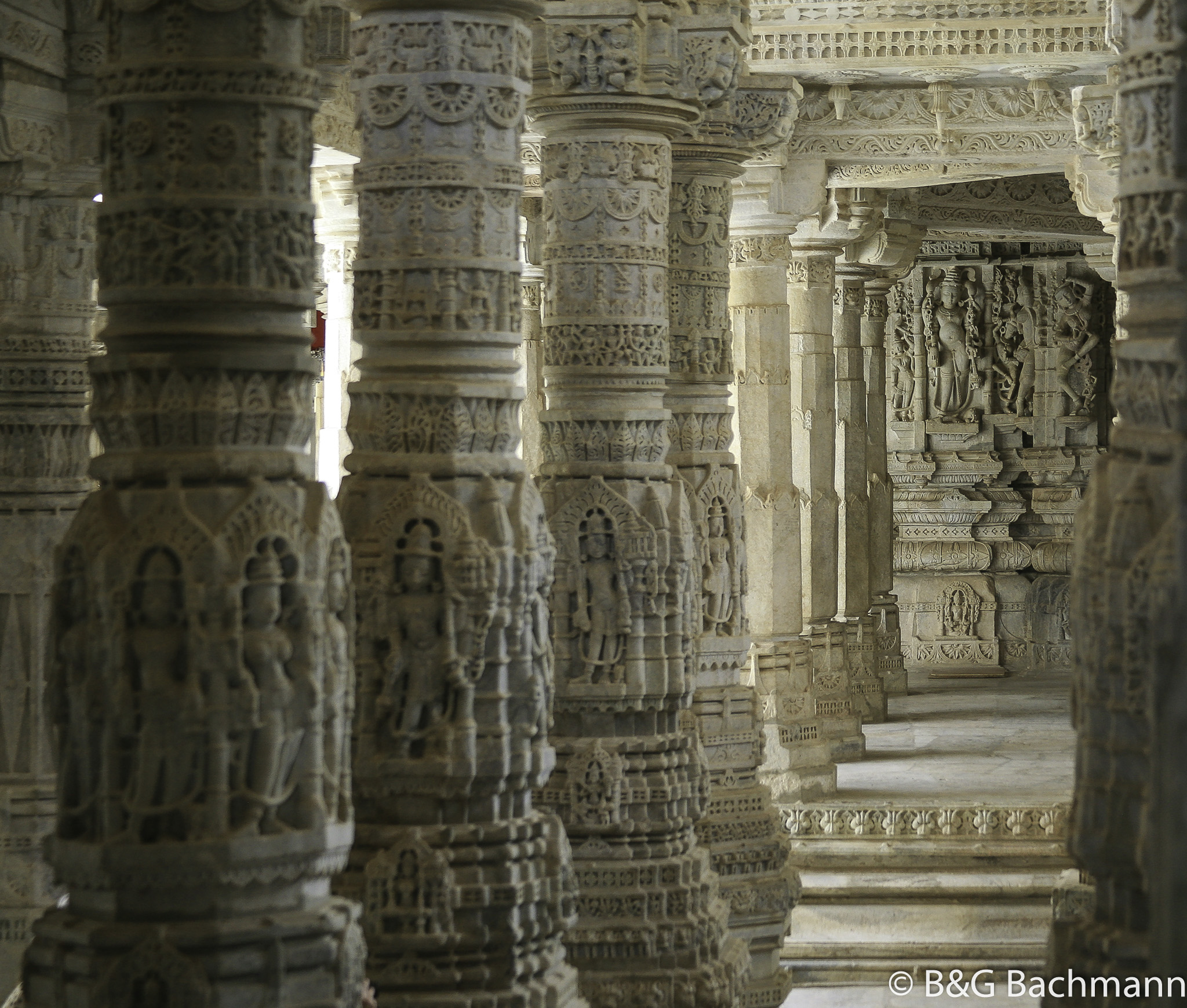 20100408_Ranakpur_Temples-Jain_1728-Edit.jpg
