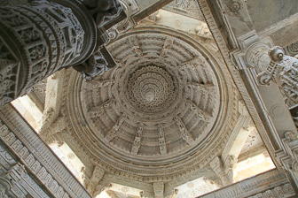 20100408_Ranakpur_Temples-Jain_1690.jpg