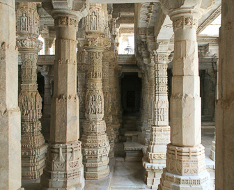 20100408_Ranakpur_Temples-Jain_1713.jpg