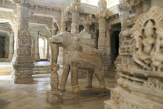 20100408_Ranakpur_Temples-Jain_1721.jpg
