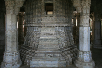 20100408_Ranakpur_Temples-Jain_1729-Edit.jpg