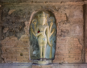 Nathlaung Kyaung