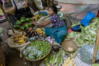 Nyaung OO Market