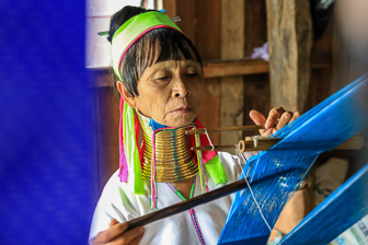 201801_Padaung-Lady-Myanmar-head2.jpg
