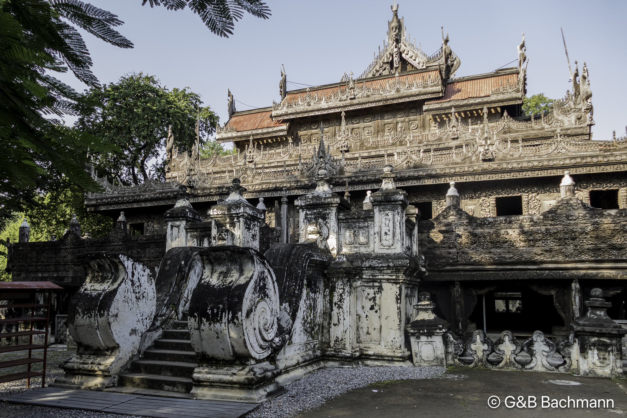 Myanmar_Mandelay_Shwe-Nandaw-5.jpg