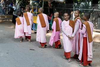 Myanmar_Mandelay_Shwe-Nandaw-1.jpg